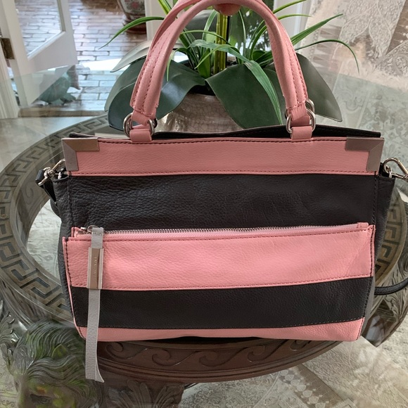 b. makowsky Handbags - 💗🖤B. MAKOWSKY PINK & GREY PEBBLED LEATHER SATCHEL/ CROSSBODY BAG! 💗🖤